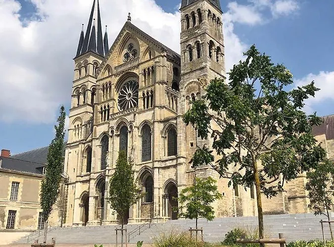 Saint-remi Apartment